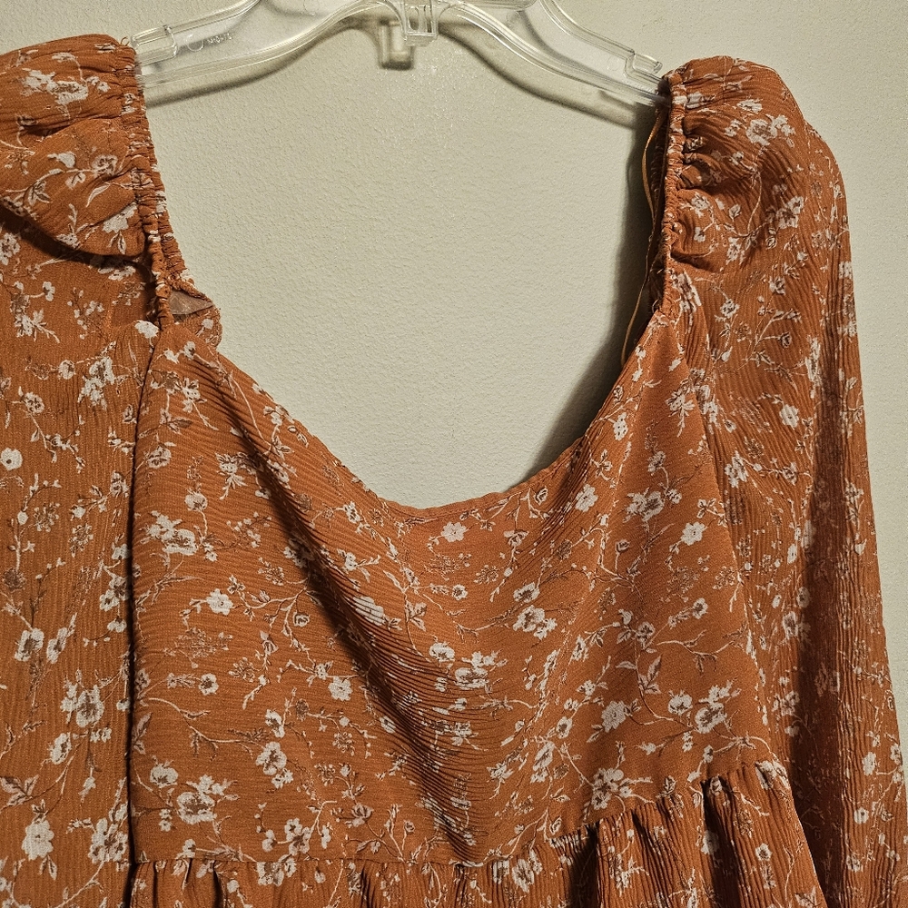 Astr Rust Floral Blouse - Picture 8 of 9